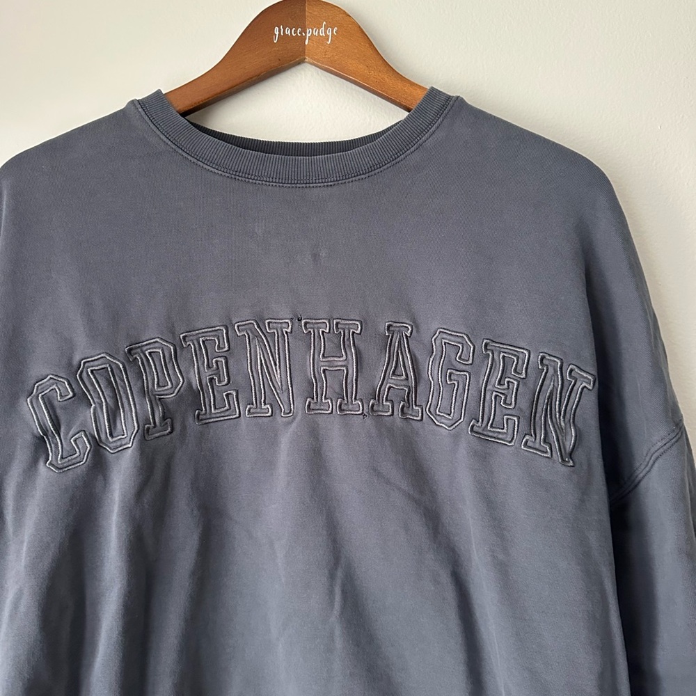 Forever 21 Charcoal Gray Pullover Sweatshirt